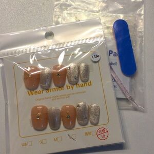 Brand New Hand Made Press on Nails # 156